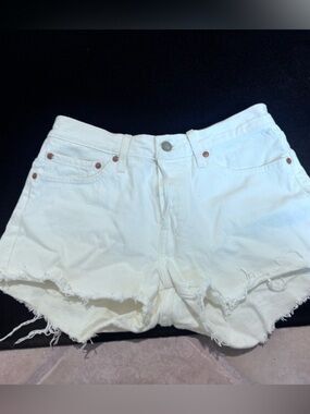 LEVIS - 27- White Frayed Hem Women's Denim Shorts